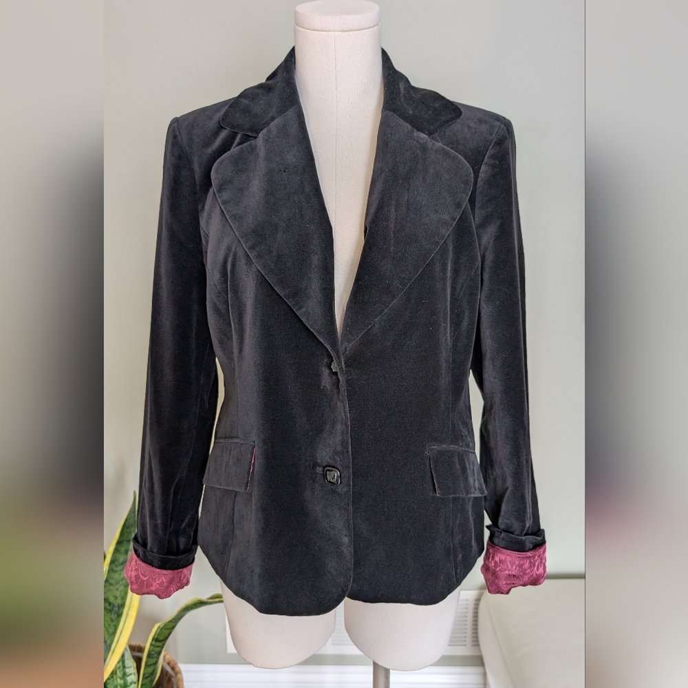 Black Cotton Velvet Blazer with Fold-Back Cuff Detail Minimalist Size 14